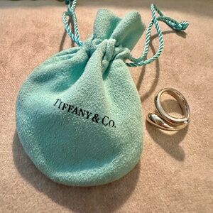 Tiffany & Co. Elsa Peretti Teardrop Sterling Silver  Size 7 w/ dustbag